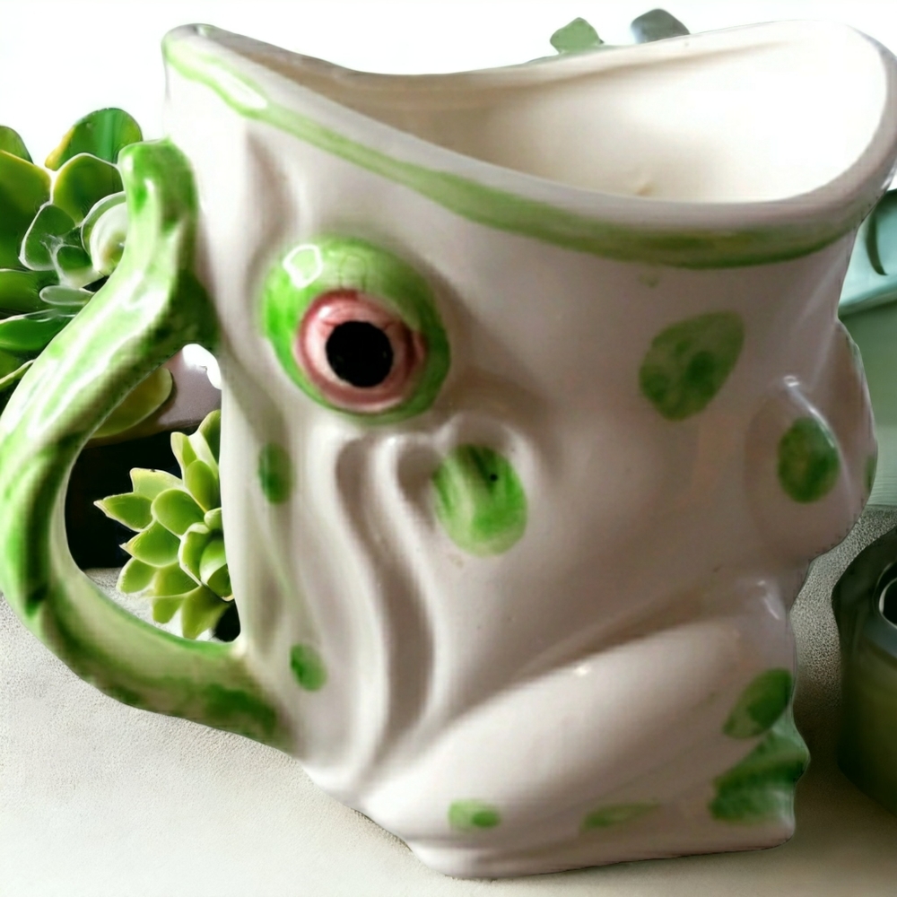 Vtg JSNY 1973  Frog Wide Mouth Mug Japan Handmade Hand Painted Spring Amphibian